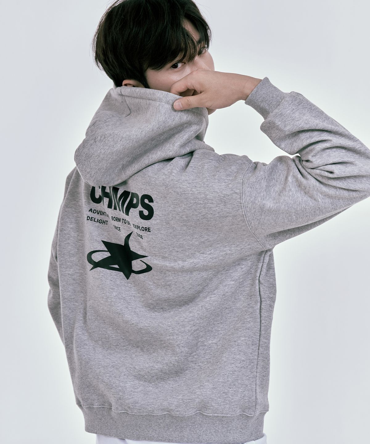 본챔스(BORN CHAMPS) 어드벤처 스타 기모 후드 티셔츠 B24FT05GY