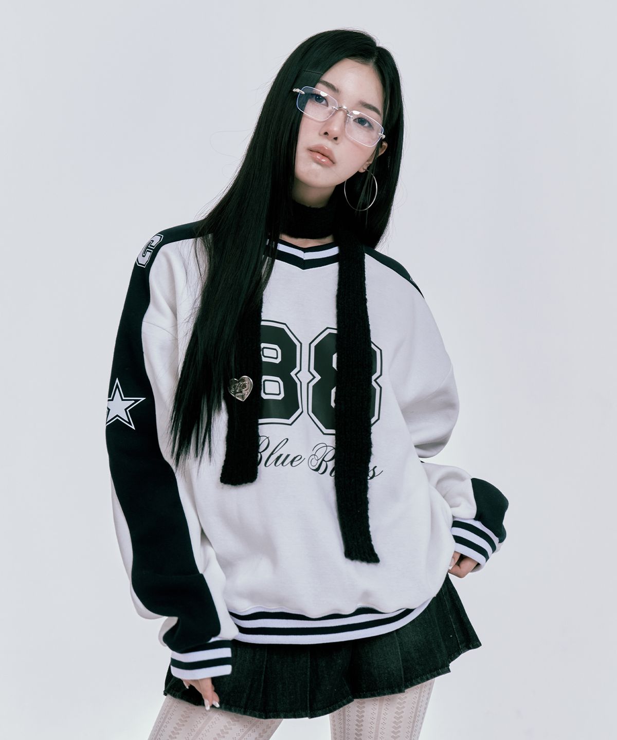 본챔스(BORN CHAMPS) 88 스타 맨투맨  B24FT08WH