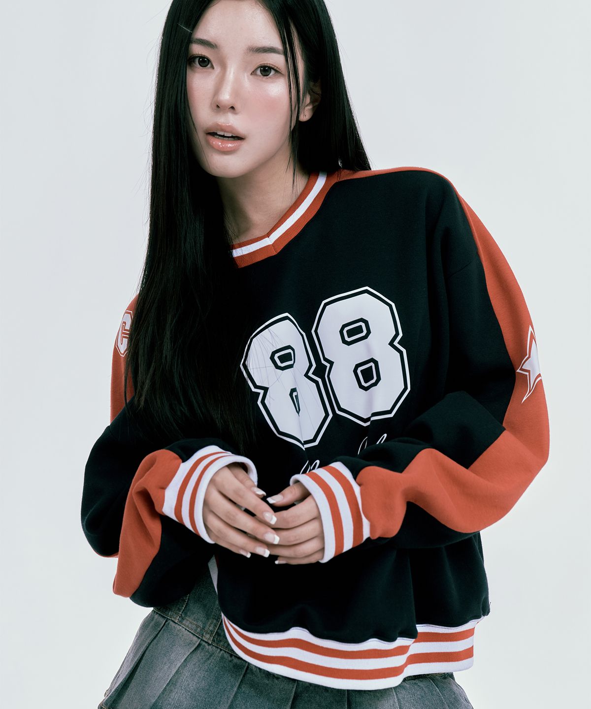 본챔스(BORN CHAMPS) 88 스타 맨투맨  B24FT08NA