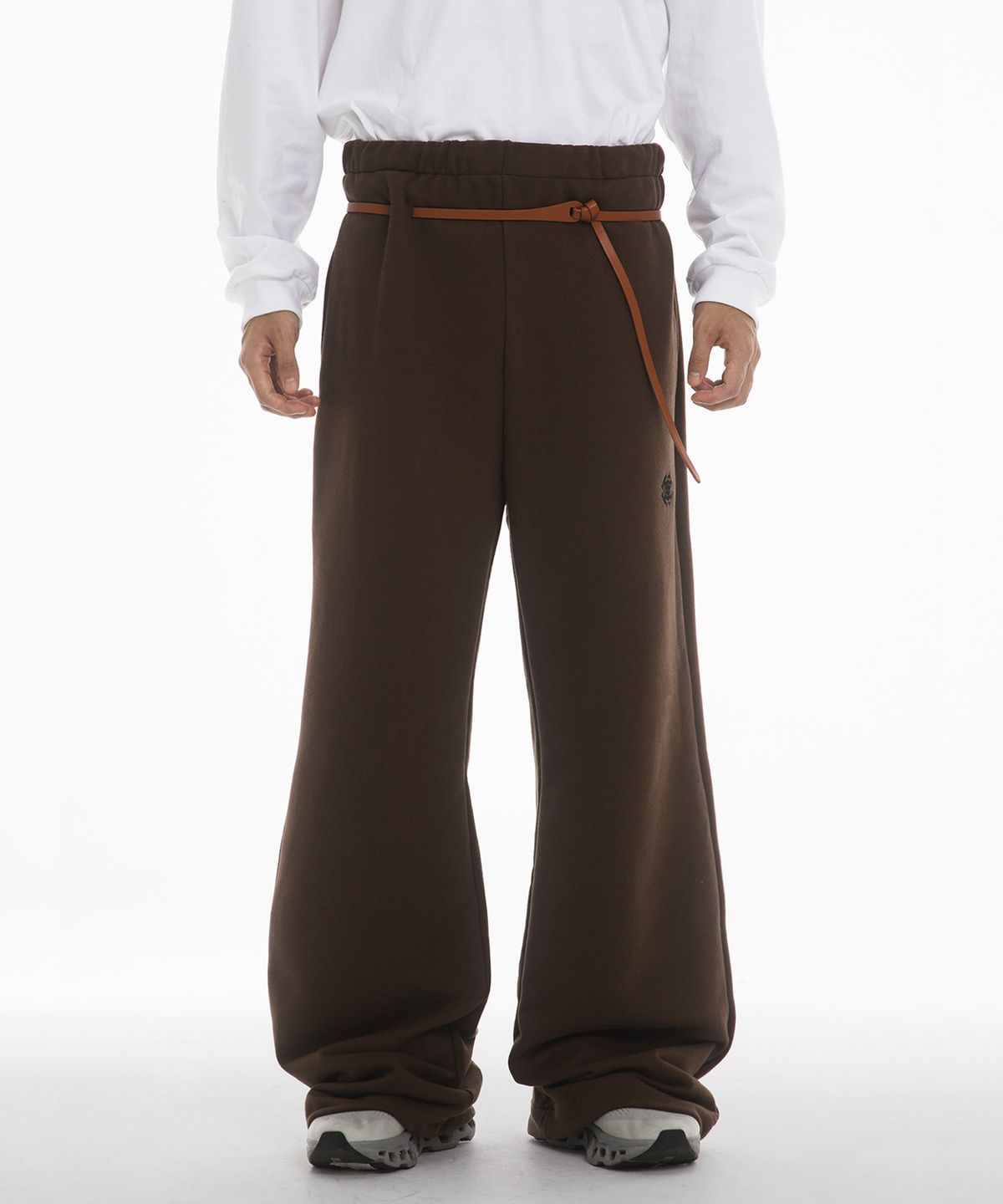 팬쇼(FANSHOW) LEATHER BELT WIDE PANTS - BROWN