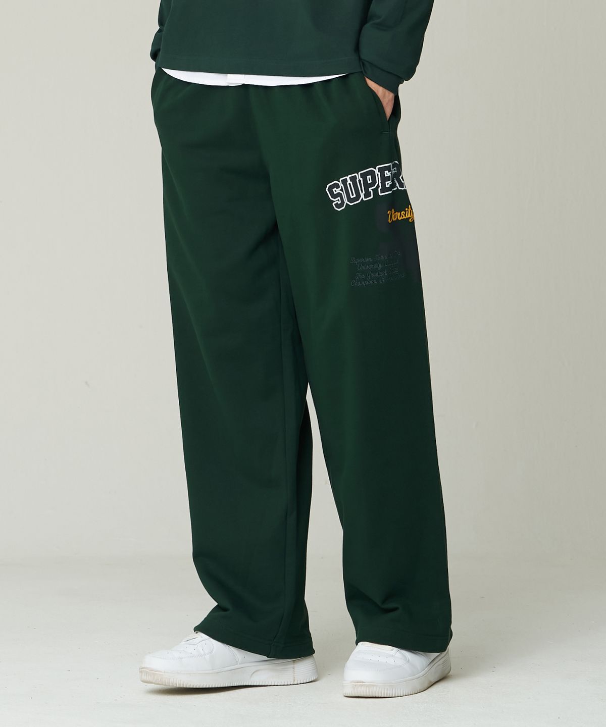 슈퍼드라이(SUPERDRY) 바시티 와이드 스웻 팬츠 헌터