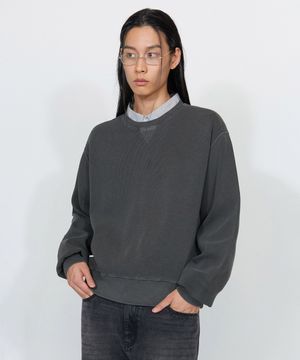 워시드 헤비 크롭 맨투맨 차콜그레이 IETS4F102CG