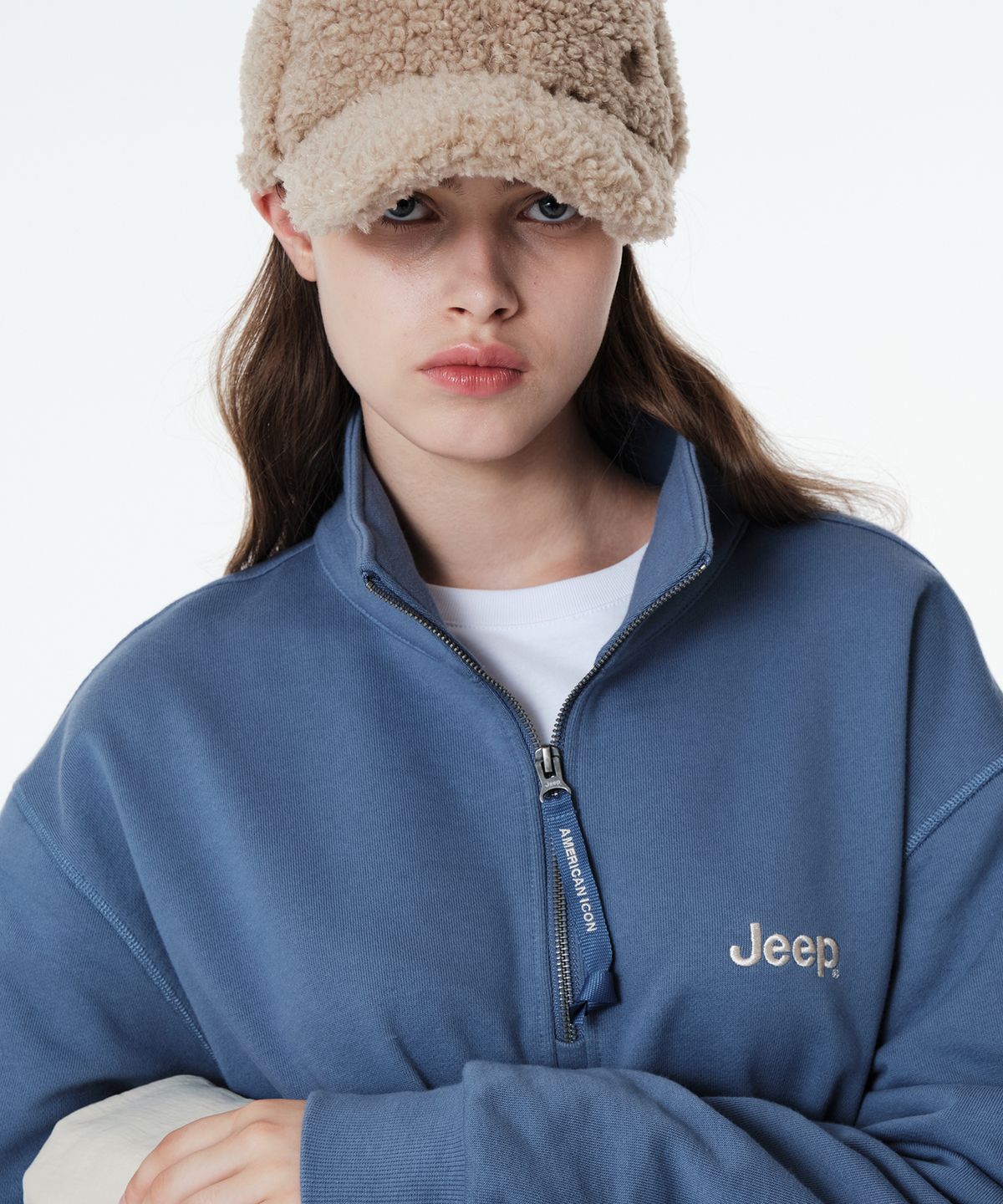 지프(JEEP) [360g] M-Logo 반집업 맨투맨 (JP5TSU839LB)