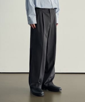 릴렉스드 투 턱 와이드 슬랙스 [CHARCOAL]