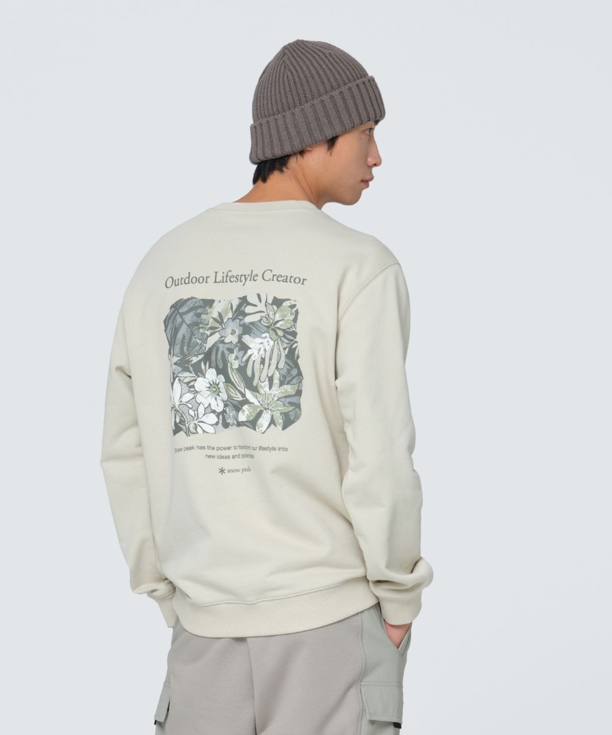 스노우피크 어패럴(SNOWPEAK APPAREL) 트로피컬 그래픽 맨투맨 (S24FUFHT64) Light Beige