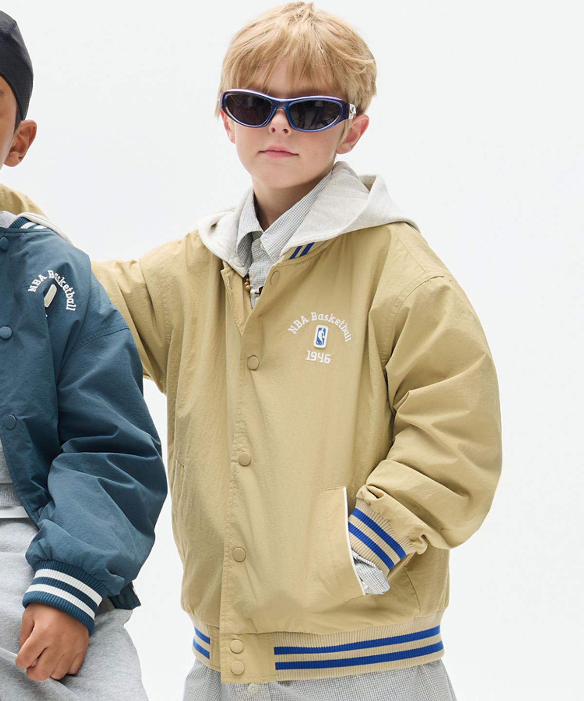 엔비에이 키즈(NBA KIDS) 베이직 바시티점퍼(K243JP020P) 베이지