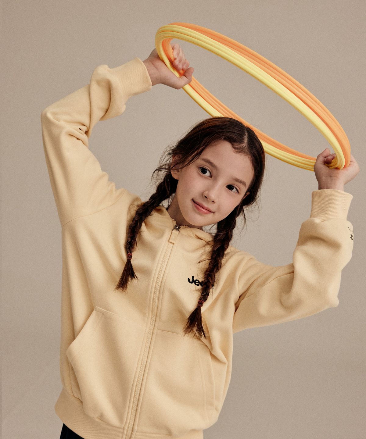 지프키즈(JEEPKIDS) 스몰 지프로고 후드 집업(KP5TZU002LY)
