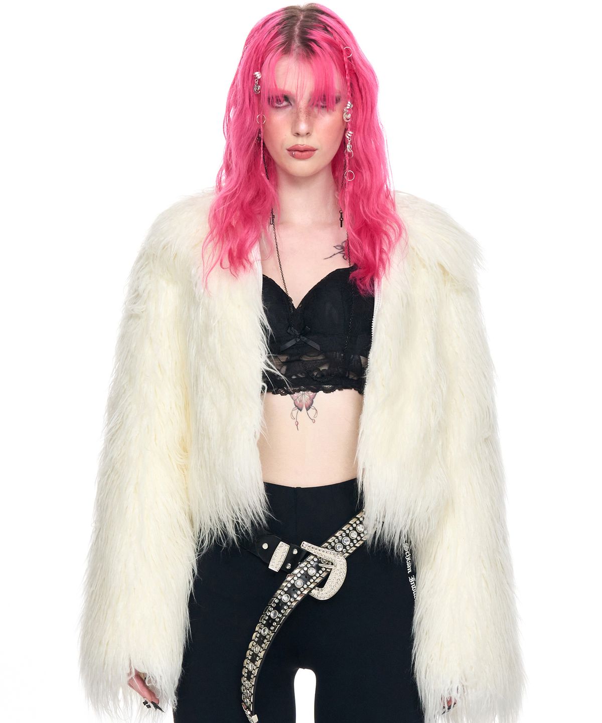 스키즘 인듀싱(SCHISM INDUCING) CROPPED SPIKY FAUX FUR JACKET IVORY