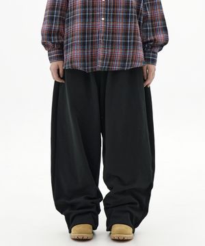 자이언트핏 솔리드 스웻 팬츠 (블랙)