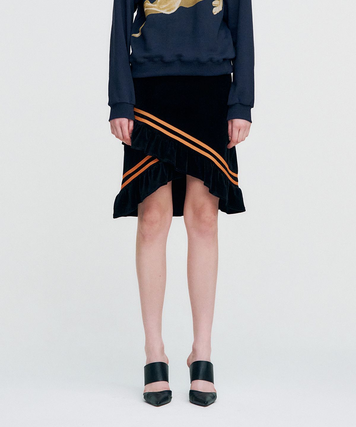 킴지수(KIMZISU) Color Strap Velour Frill Skirt _ BLACK