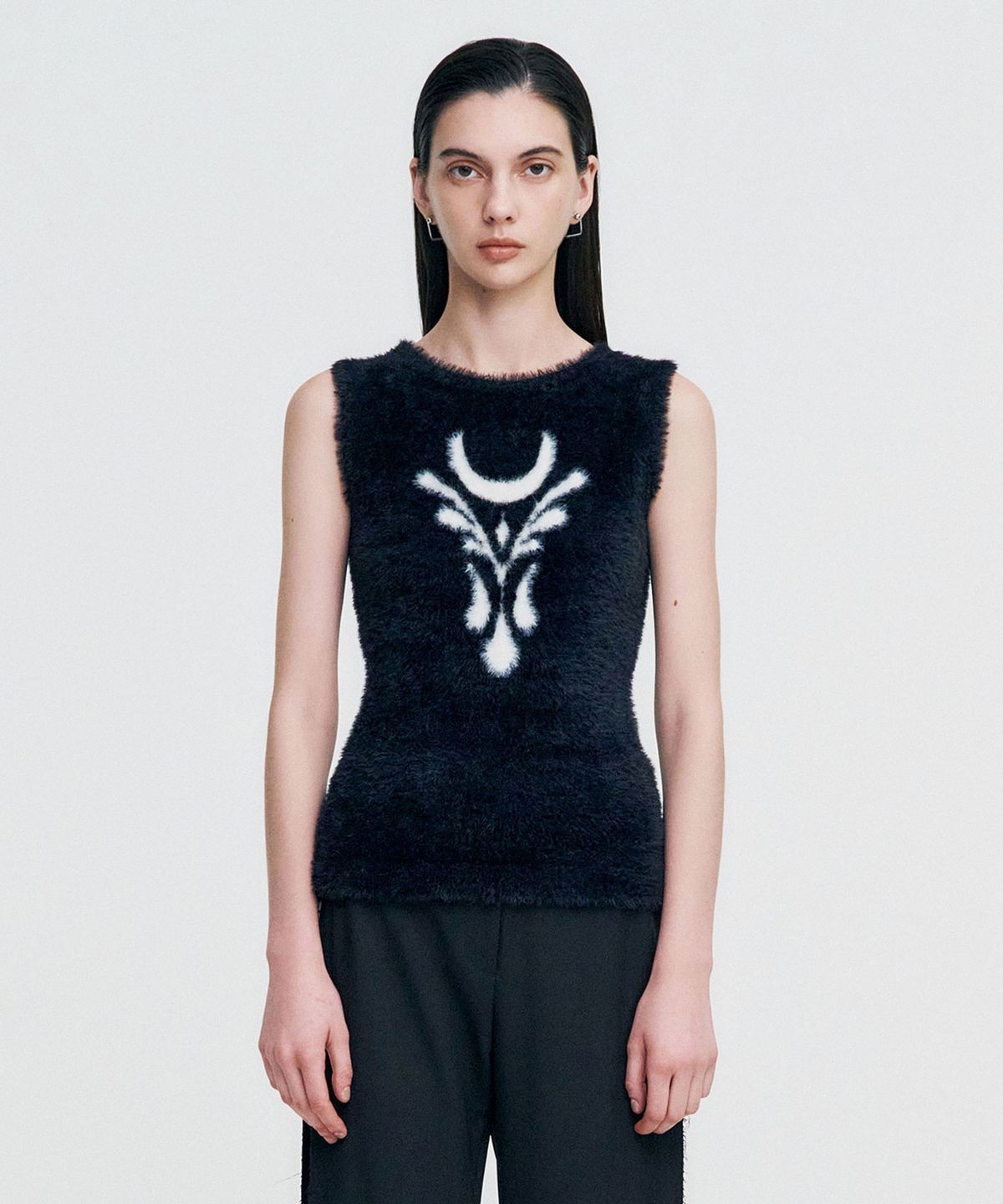 킴지수(KIMZISU) Elemental Motif Furry Knit Top _ BLACK