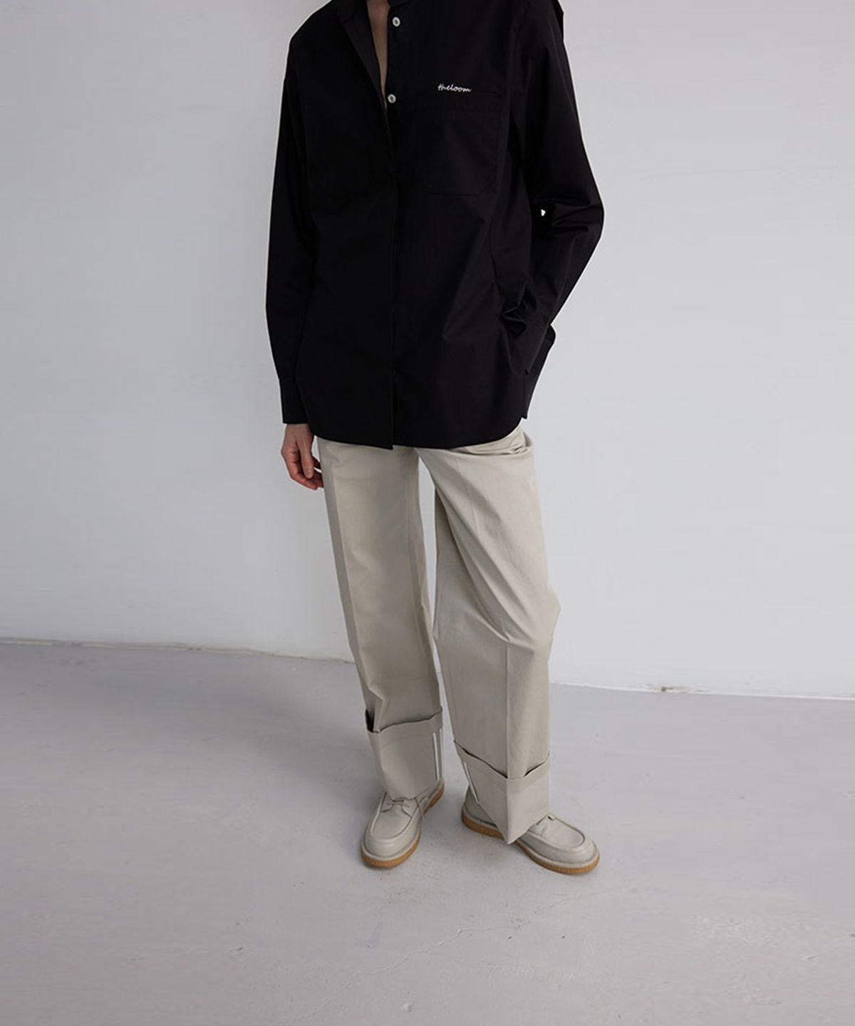 더룸(THELOOM) COTTON ROLL UP PANTS_LIGHT GRAY