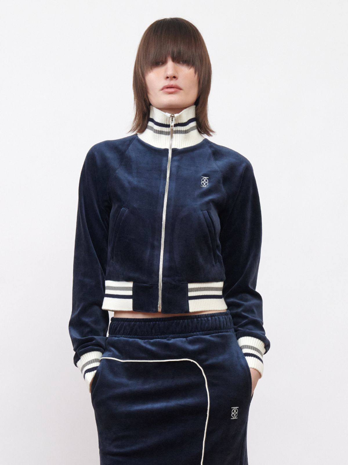 기준(KIJUN) Velour Track Jacket Navy