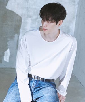 [서강준 PICK] 실켓 코튼 U넥 롱슬리브 티셔츠 [WHITE]