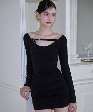 Eyelet Hood Shirring Mini Dress [Black]