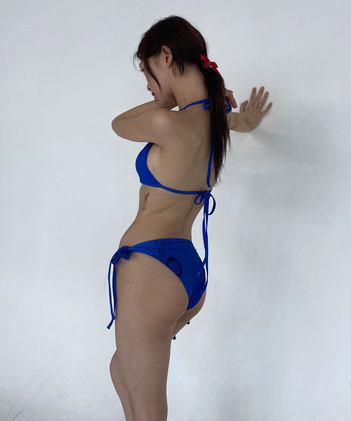 떨스티클럽(THIRSTYCLUB) Memes&money bikini - Triangle bottom