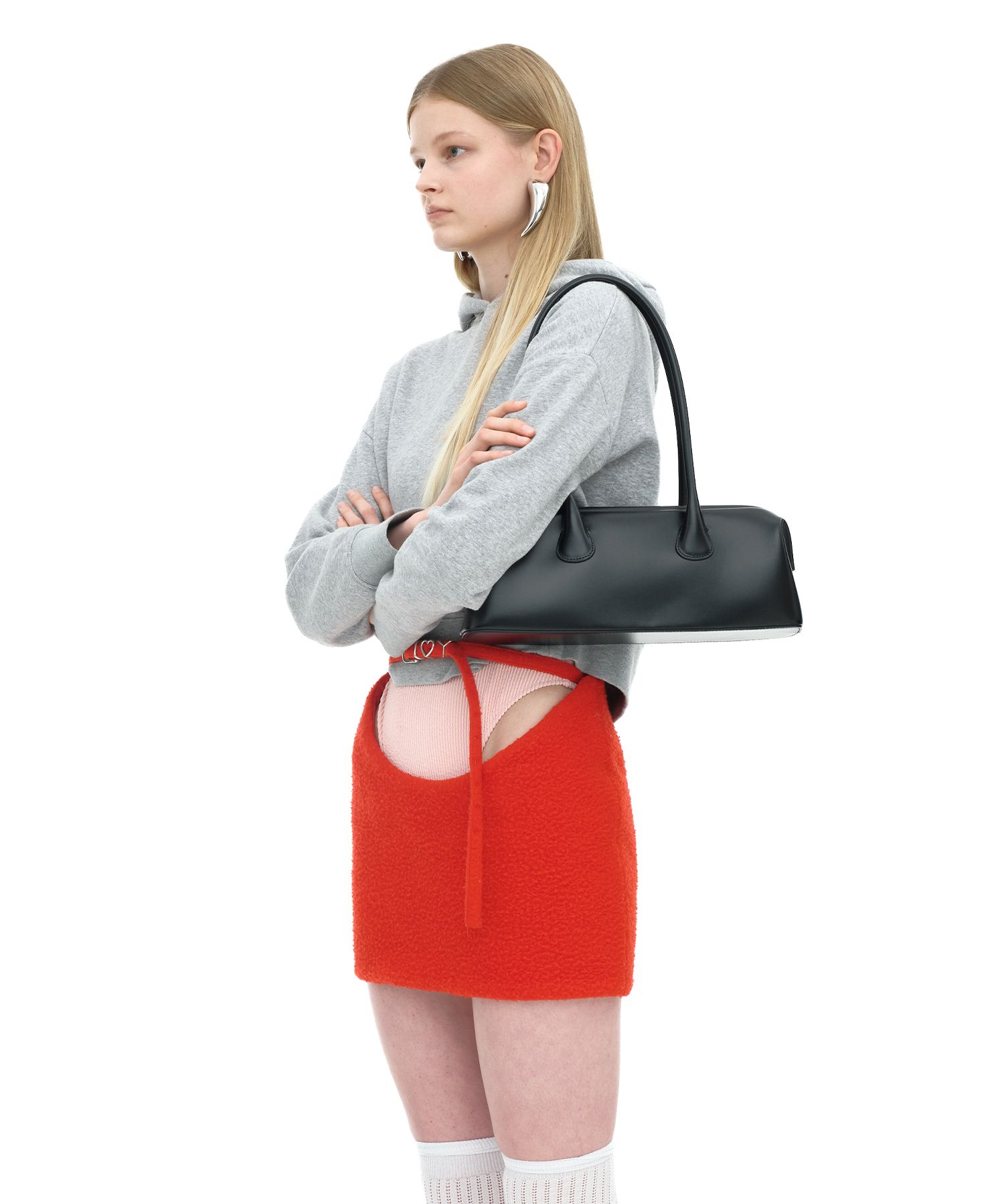 【OSOI BOAT WIDEバッグ】ブラック ショルダーバッグ OSOI＞BOAT WIDE MINI STUD バッグ（ショルダーバッグ）｜OSOI
