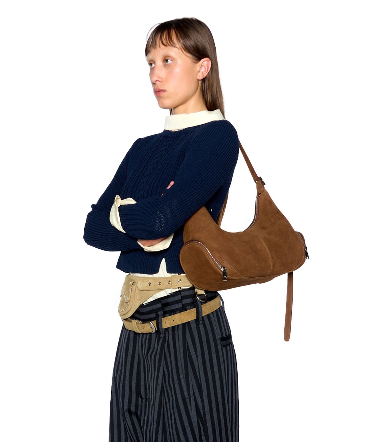 오소이(OSOI) CARGO HOBO LARGE [NUBUCK BROWN]