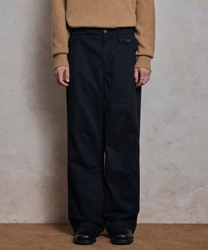 Stitch Knee Dart Cotton Pants - BLACK