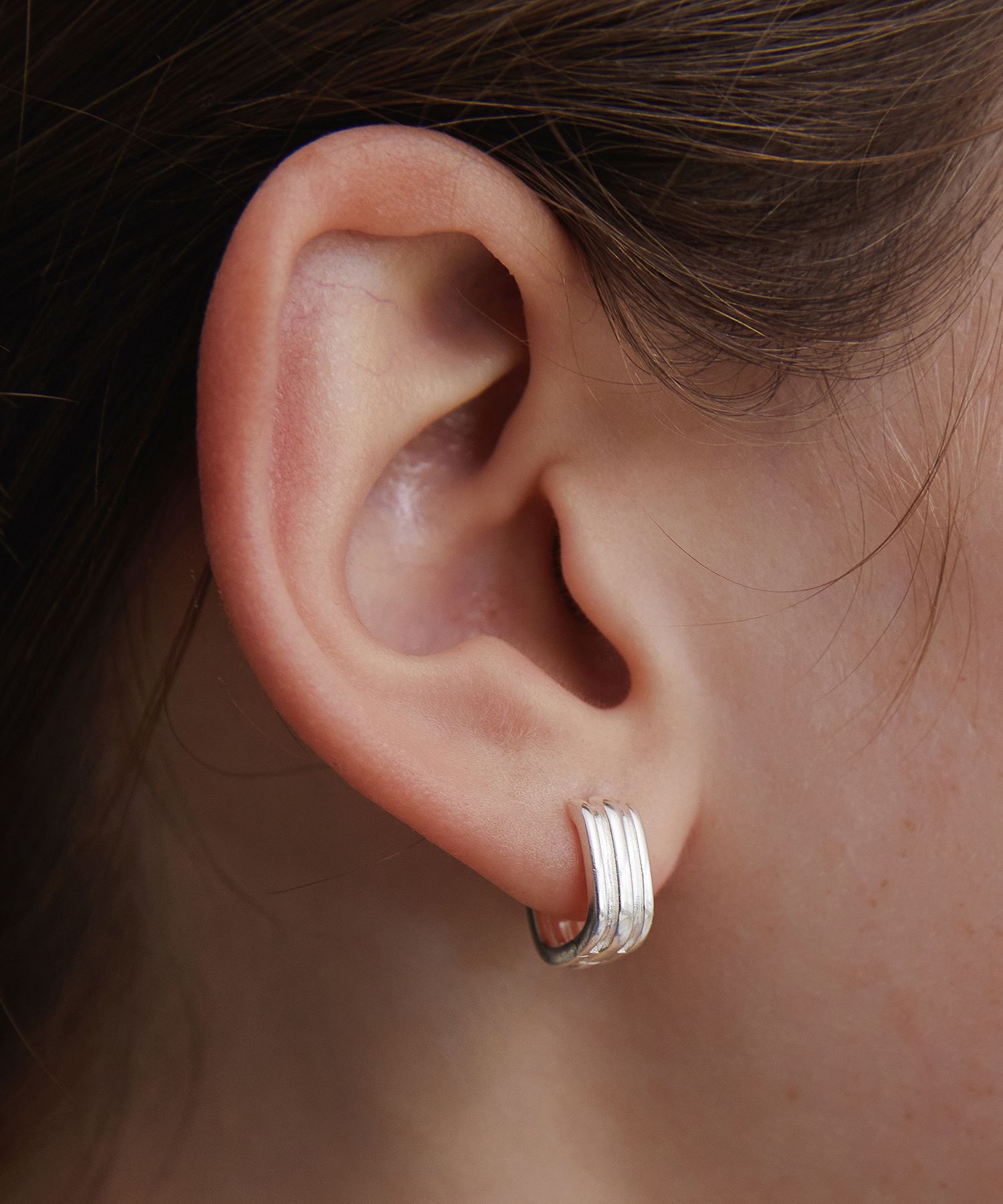 MUSINSA | TATIANA (Silver 925) Square Stream Hoop Earrings