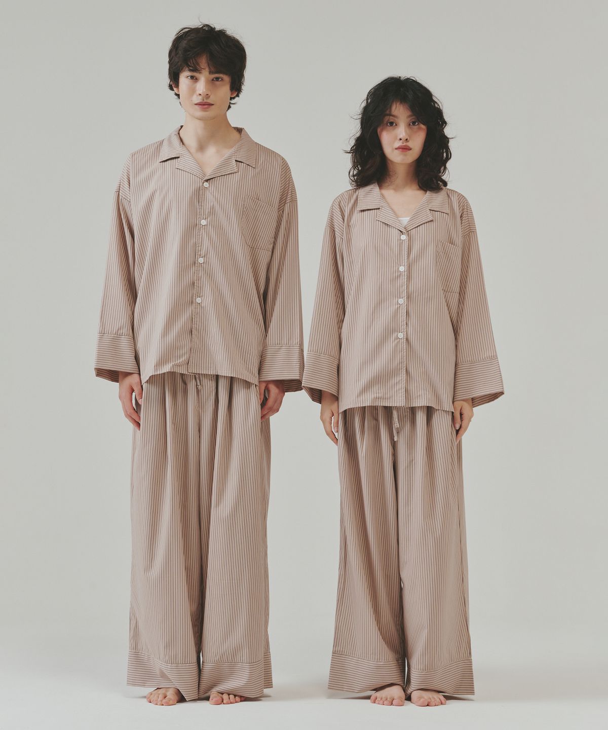 오끼뜨(OGGITT) (uni)도미토리 싱글 펜슬 스트라이프 파자마 베이지