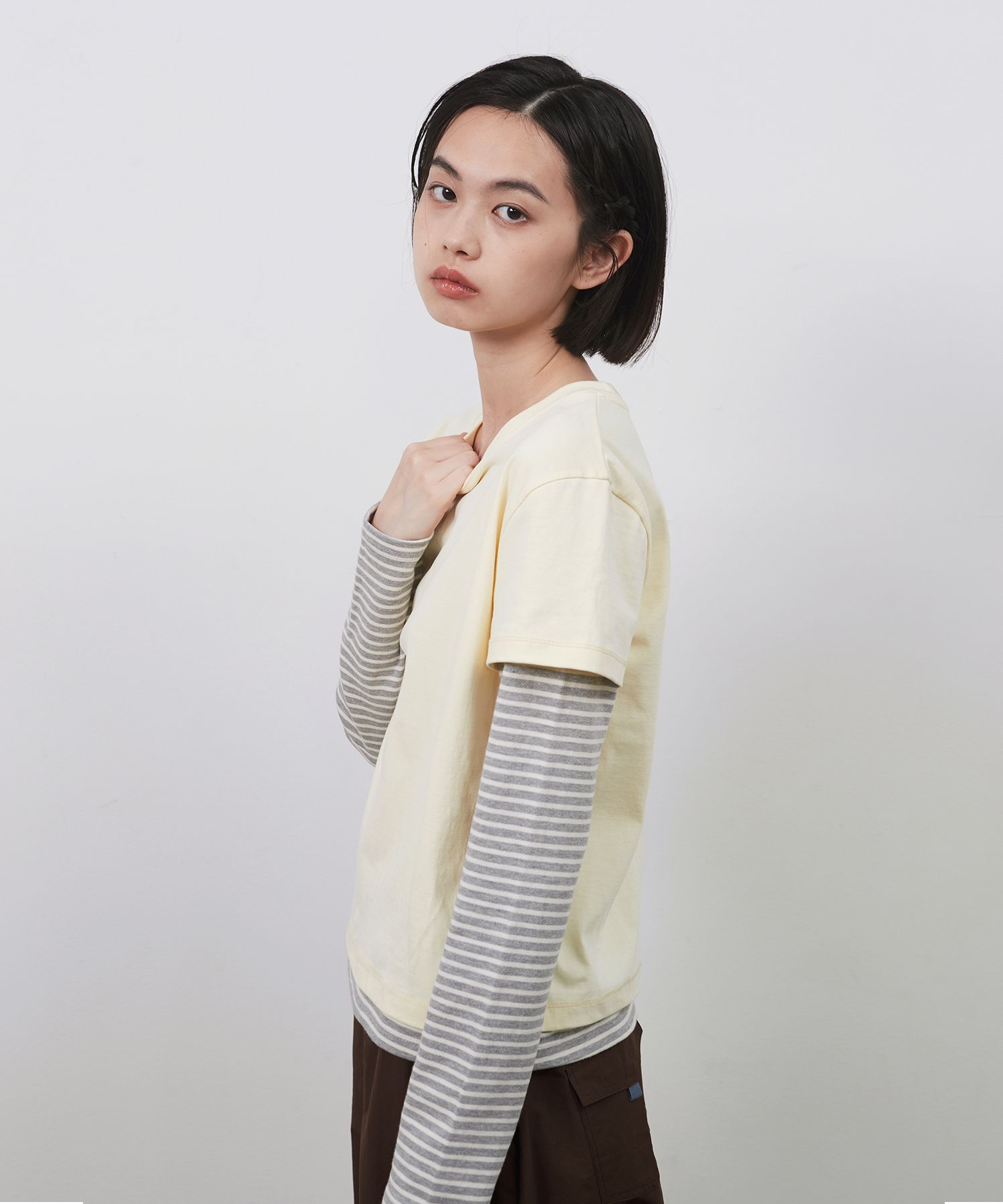 最大10%OFFクーポン MUSINSA | OHESHIO LAYERED STRIPE T-SHIRT, LIGHT YELLOW トップス