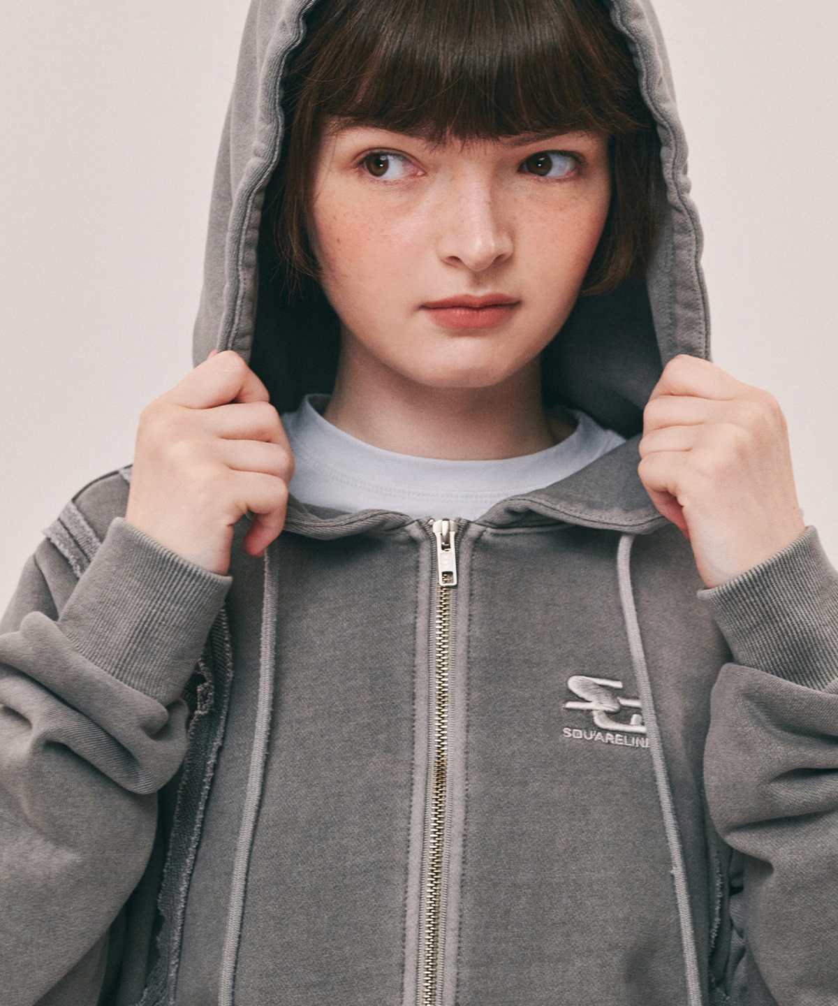 스퀘어라인(SQUARELINE) Line Cut Off 2way Hood Zip-up - 3color