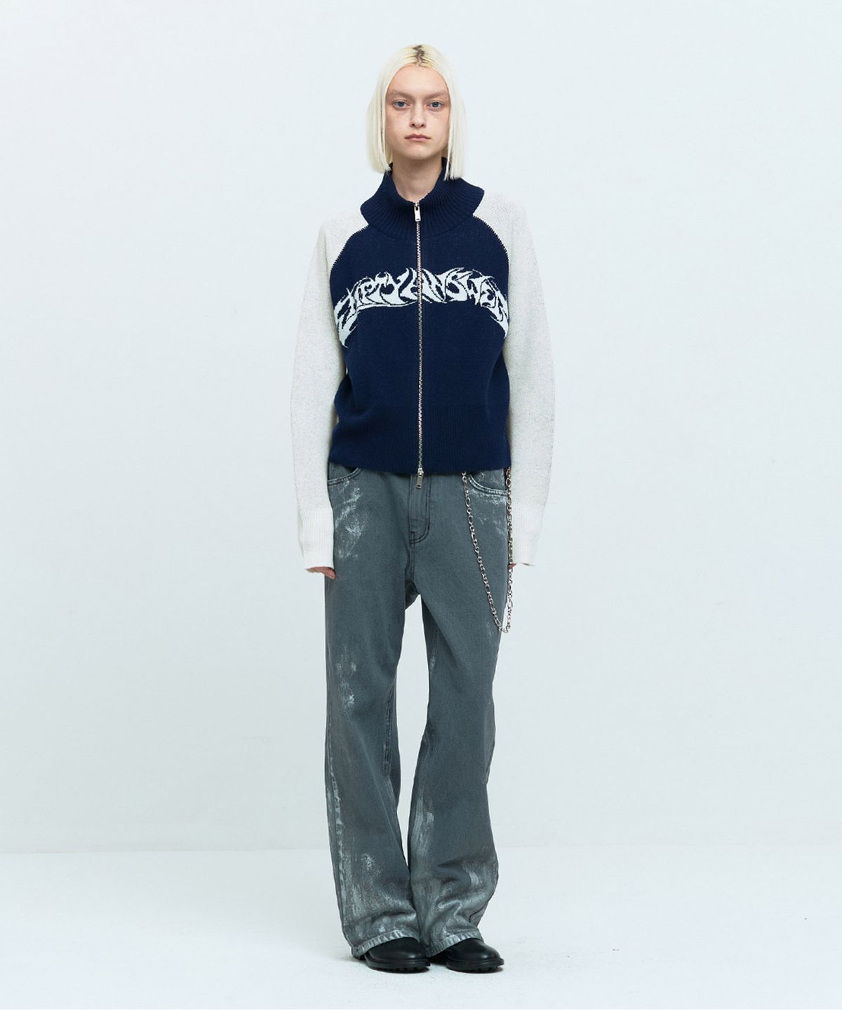 메아(MEA) GRAPHIC ZIP CARDIGAN [NAVY]