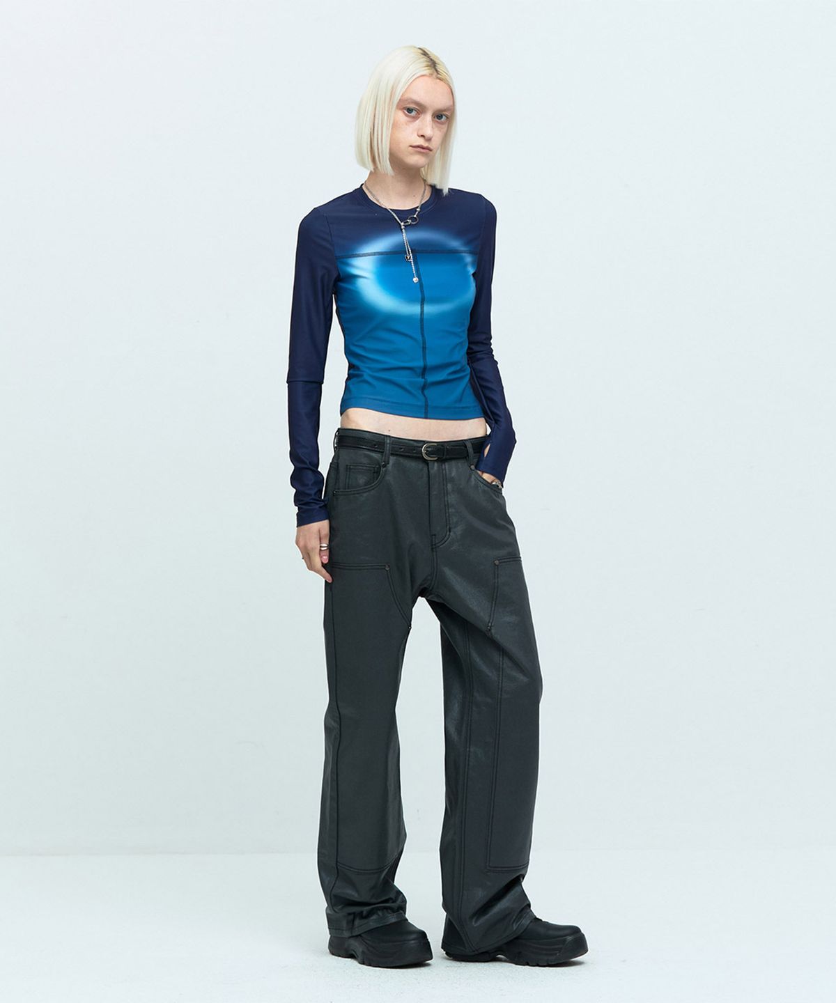 메아(MEA) ECLIPSE THUMBHOLE TOP [NAVY]