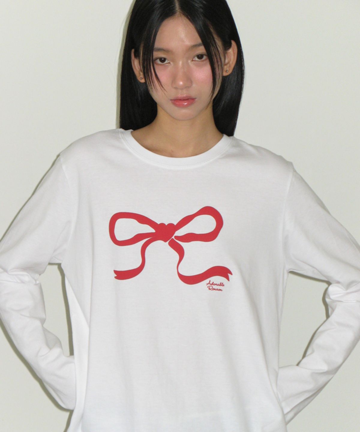 론론(RONRON) EMBO HEART RIBBON BASIC FIT LONG SLEEVE WHITE
