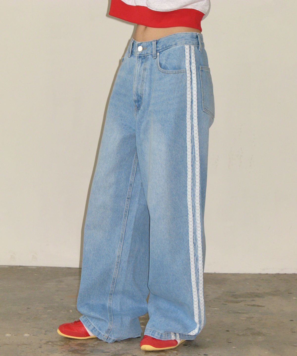 론론(RONRON) SIDE LACE TRACK DENIM PANTS LIGHT BLUE