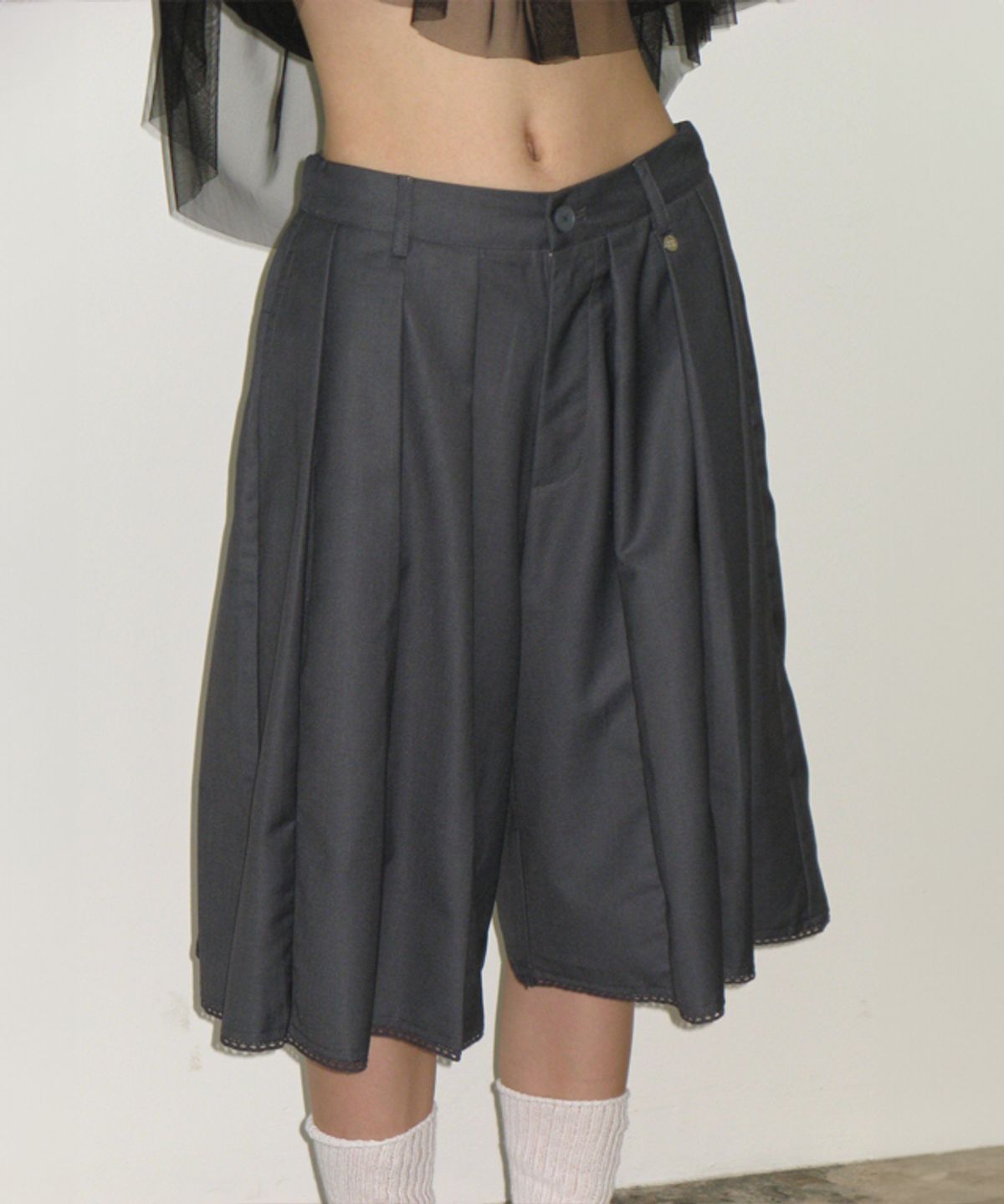 론론(RONRON) PANDENT TORCHON LACE PLEATS WIDE PANTS GREY