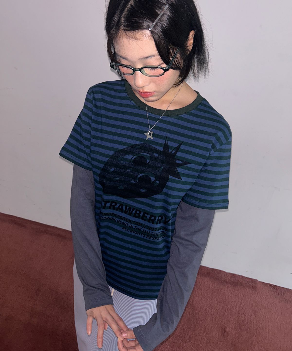 원더비지터(WONDERVISITOR) Ash Strawberry Layered LS-T [Green]