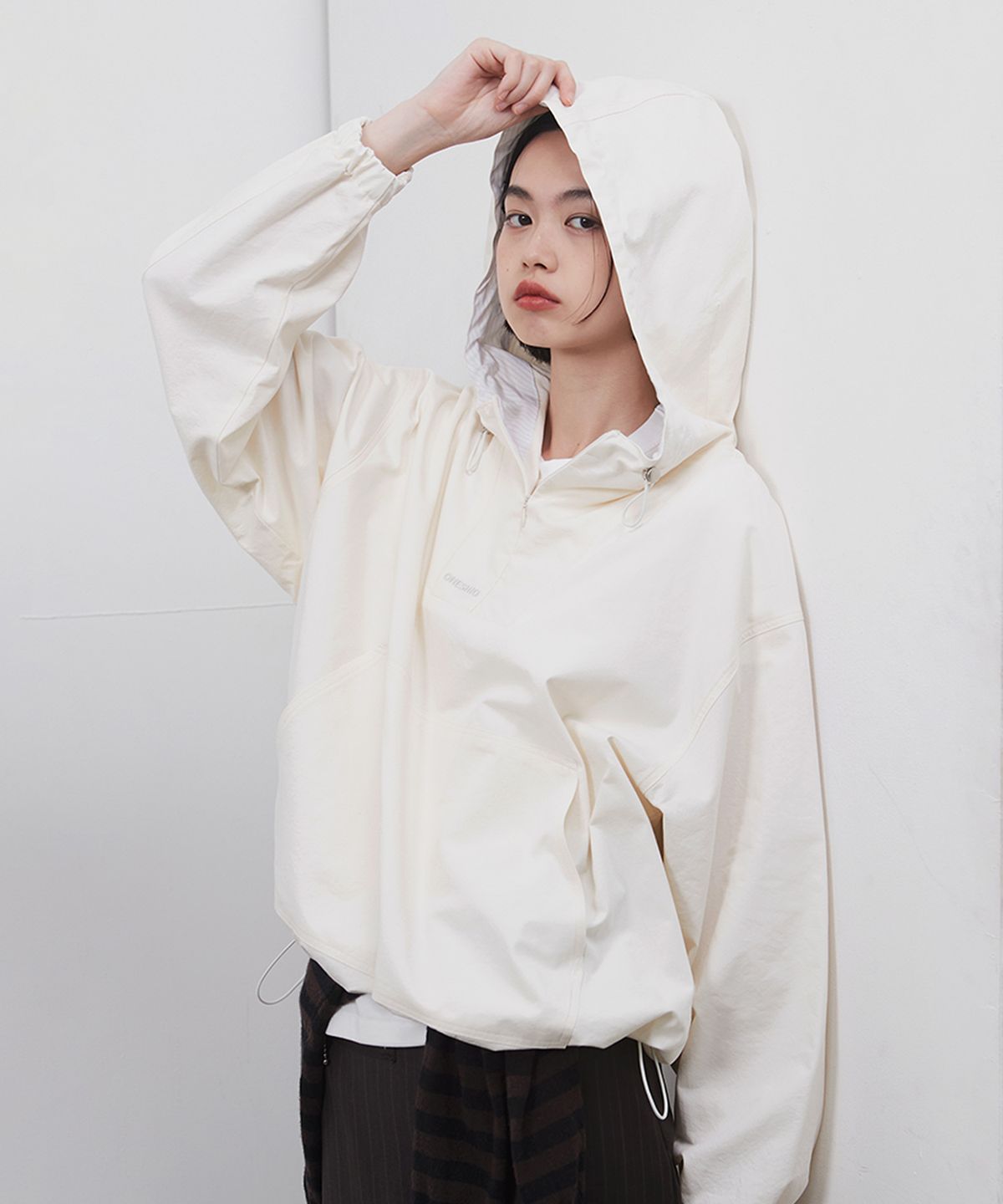 오헤시오(OHESHIO) HOODED ANORAK, IVORY