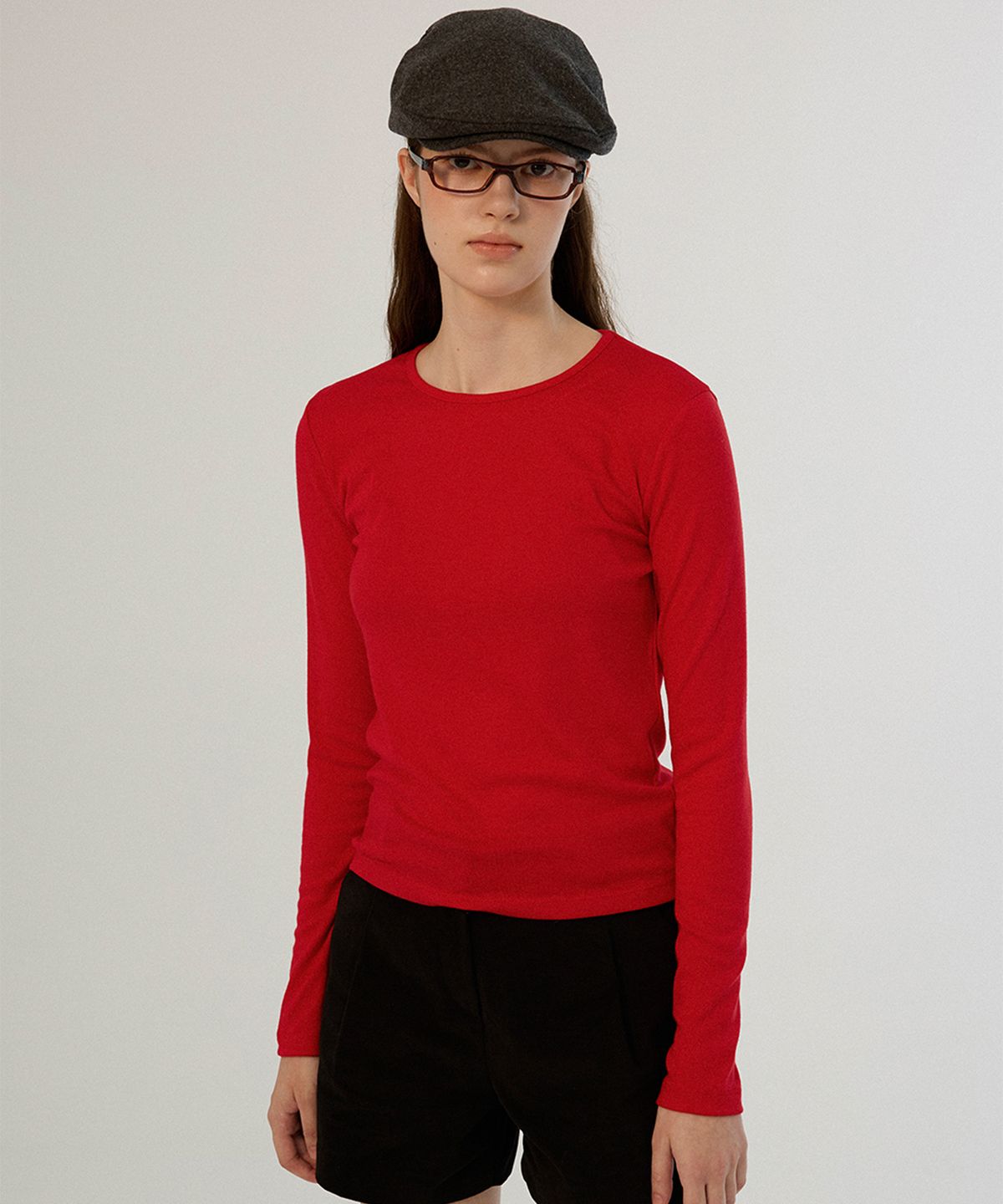 썸웨어버터(SOMEWHEREBUTTER) Lettering Long Top - Red