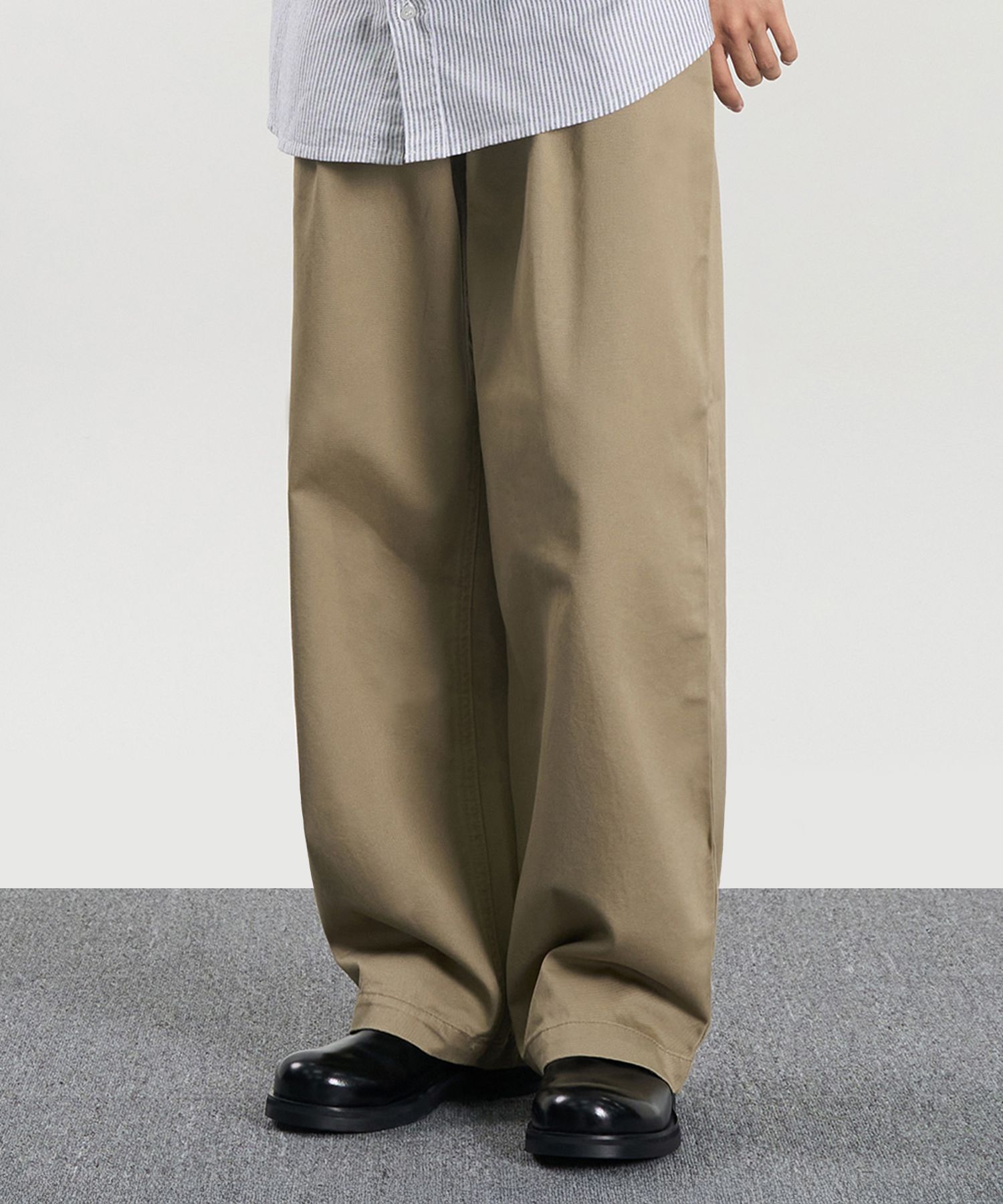 MUSINSA | EXCONTAINER Classic Single-Pleat Cotton Chino Pants (BEIGE)
