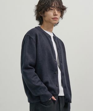 미니멀 버튼 라운드넥 크롭 가디건 (DARK NAVY)