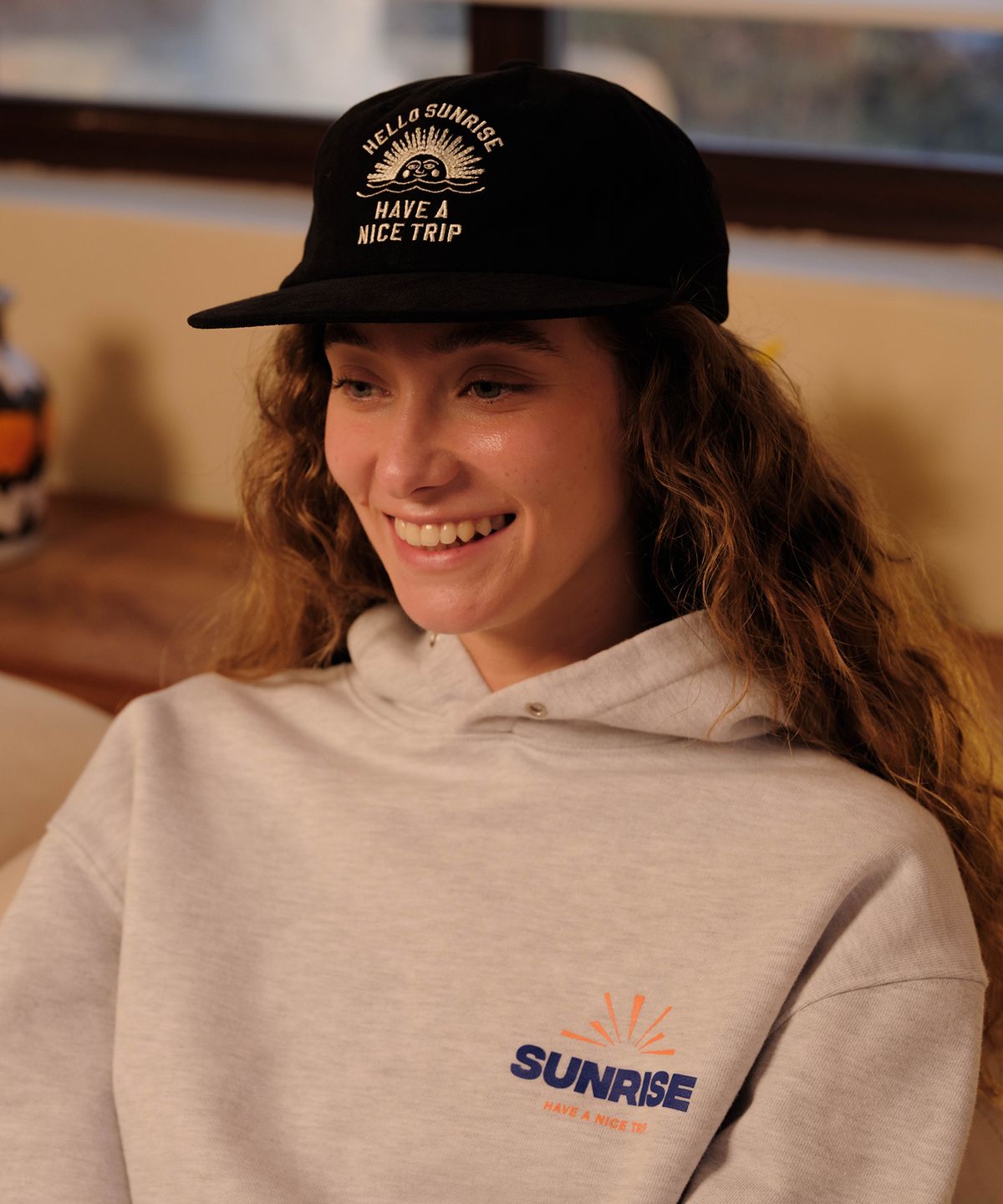 헬로 선라이즈(HELLO SUNRISE) HS VTG Arch Logo Relaxed Fit Cap_Black