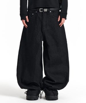 BASIC BALLOON DENIM PANTS (BLACK)