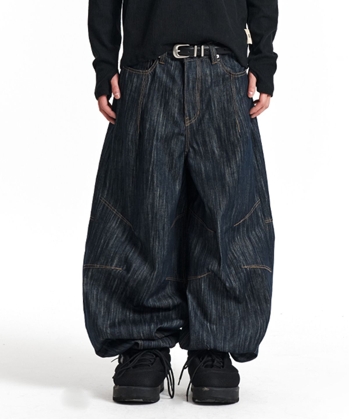 기철(KICHUL) FLOWING WAVE BALLOON DENIM PANTS (RAW INDIGO)