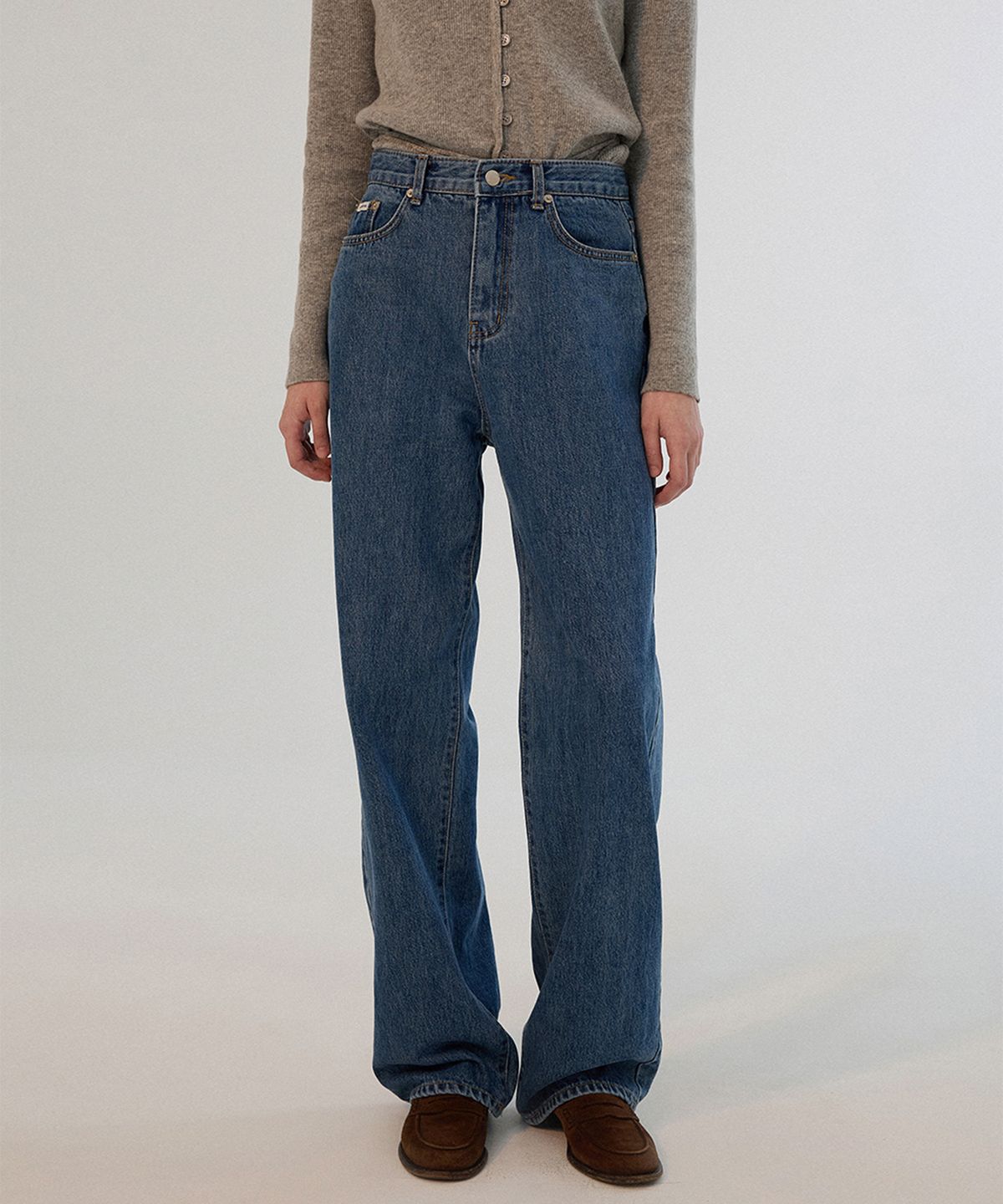 썸웨어버터(SOMEWHEREBUTTER) Morgan Wide Denim Pants - Middle Blue