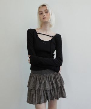 Back Point Boat Neck Sleeve Black