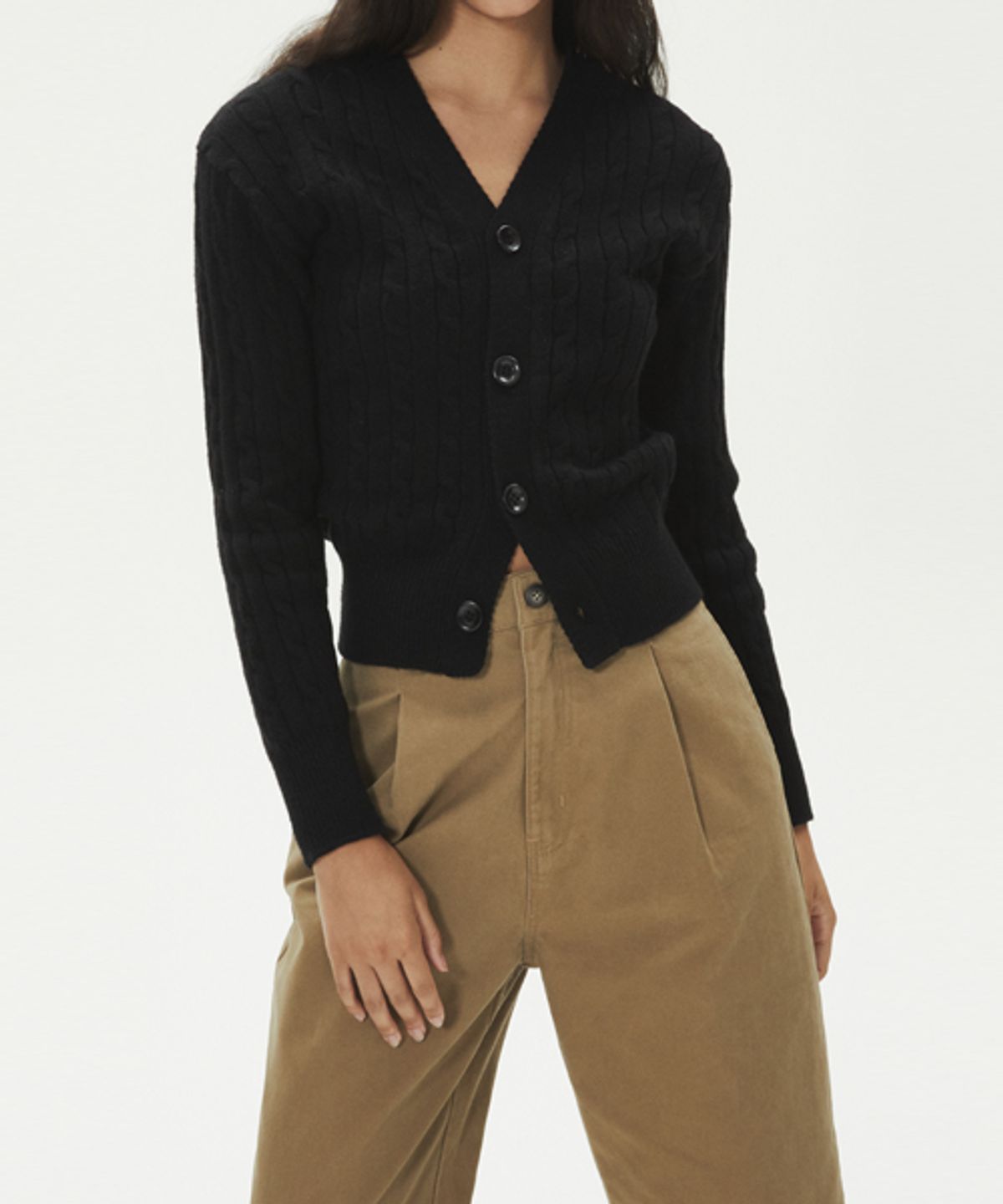 레이디 볼륨(LADY VOLUME) CABLE POINT BUTTON KNIT CARDIGAN_BLACK