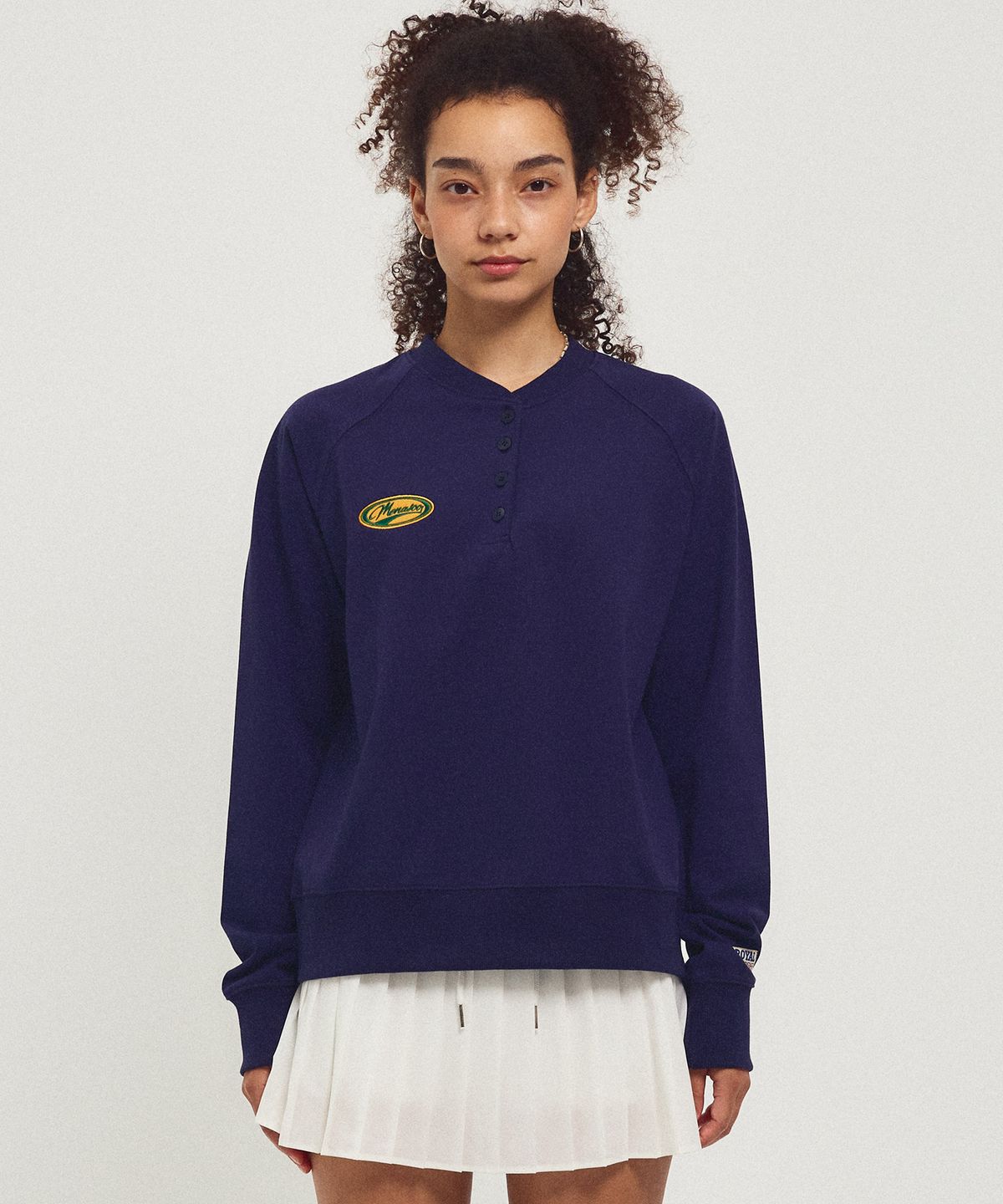 미나수(MENASOO) Henrineck Sweatshirt_Navy