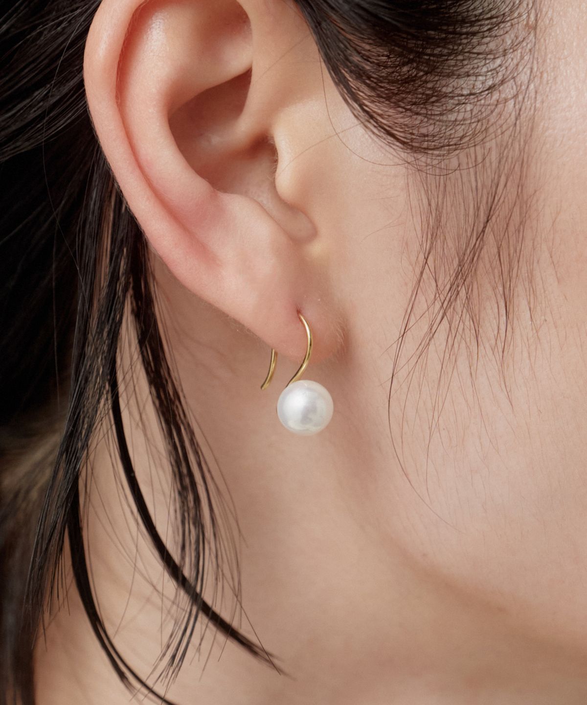 노비스도쿄(NOVICE TOKYO) 진주 후크 귀걸이 Pearl Hook Pierce［Stainless］