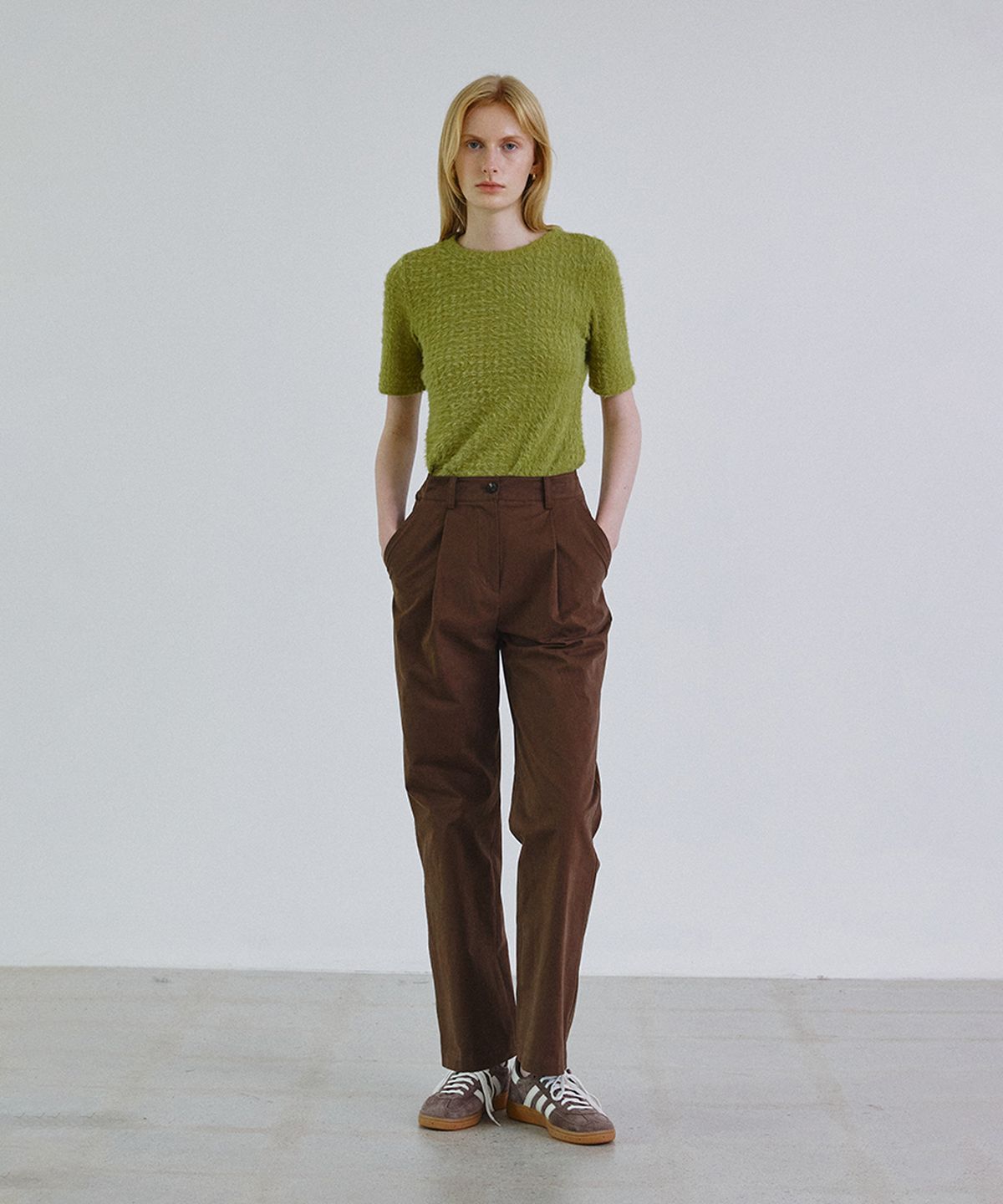 스텝어라운드(STEP AROUND) Washed tuck straight cotton pants_BROWN