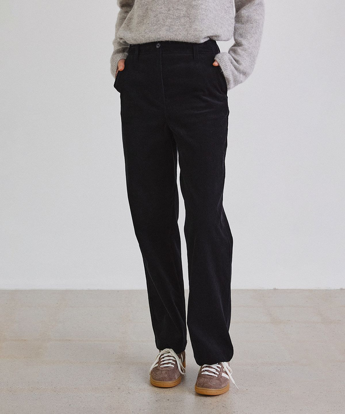 스텝어라운드(STEP AROUND) Corduroy belted straight pants_BLACK