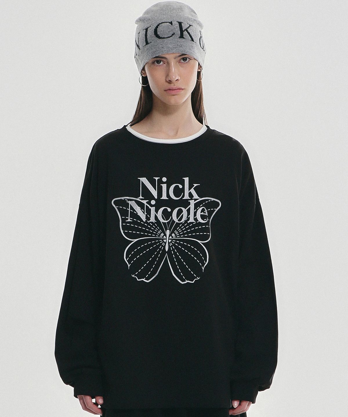 닉앤니콜(NICK&NICOLE) BUTTERFLY SIGNATURE LS TOP_BLACK SILVER
