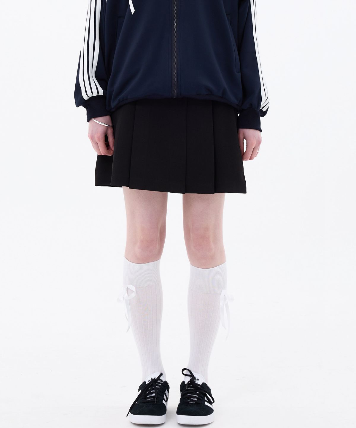 아리킴(ARIKIM) MOON NIGHT PLEATS SKIRT / BLACK