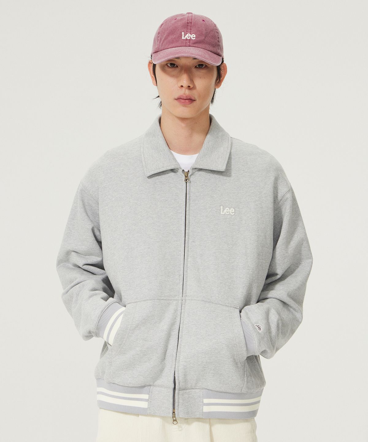 리(LEE) 체인 자수 로고 카라 스웻 집업 그레이